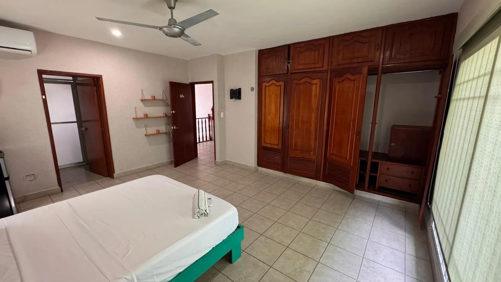 Burgos Studio Cancun Guest house