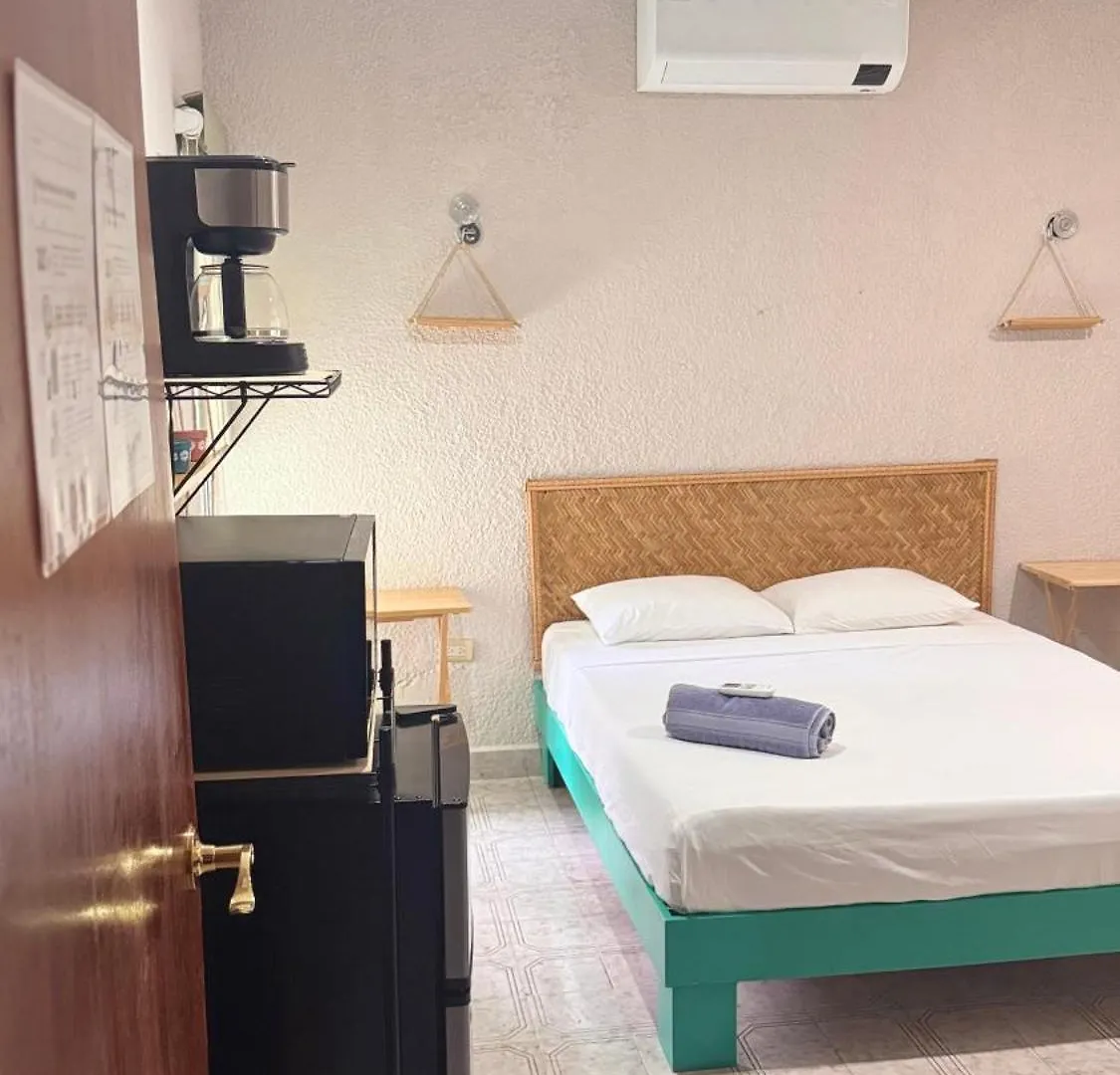 Burgos Studio Cancun Guest house